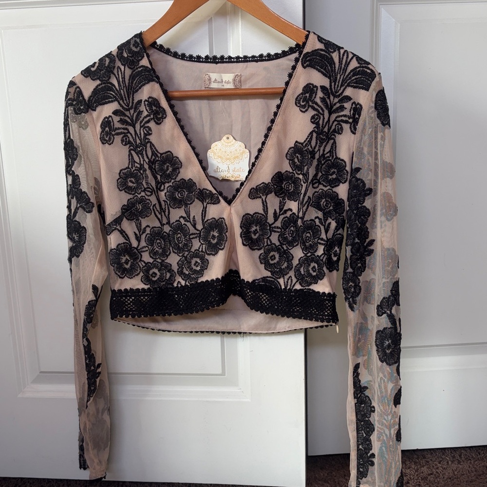 Altar'd State Black Floral Embroidered Sheer V-Neck Crop Top on Nude - Picture 7 of 7